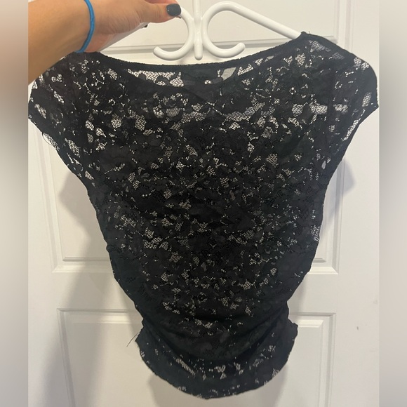 Dynamite lace top - Picture 3 of 3